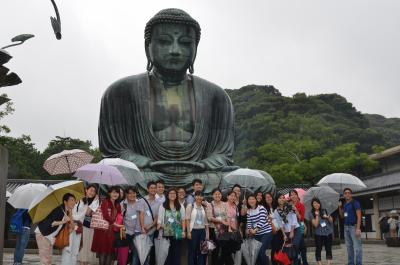 大仏の前で記念撮影