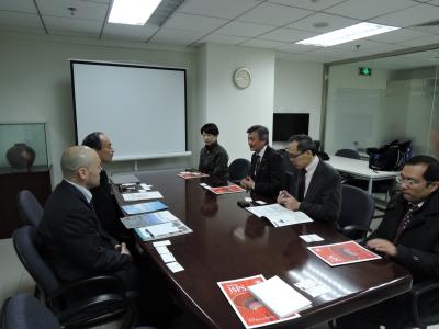 日本学術振興会北京研究連絡センターへの表敬訪問の様子