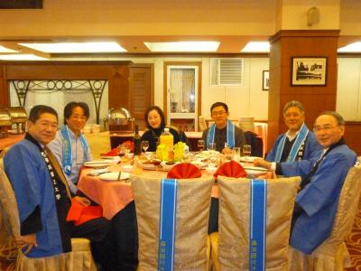 Shanghai Alumni Association President Mr. Otani (second from left)