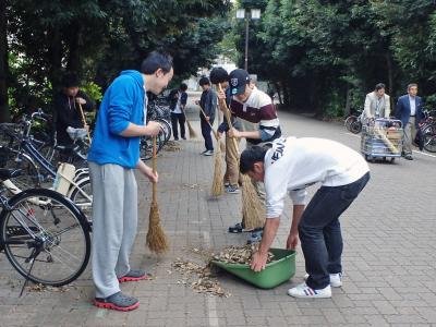 キャンパス内での清掃