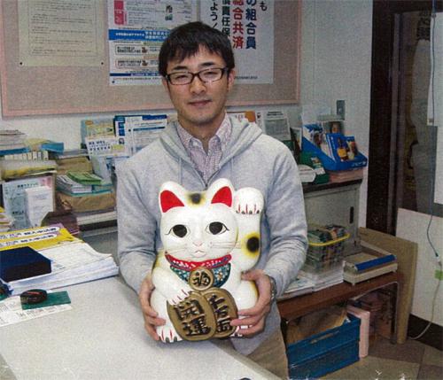 小森谷さんの届けてくれた『猫の貯金箱』は特大です！