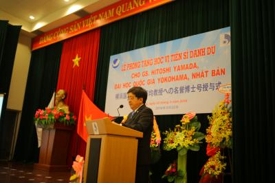 A congratulatory address by Chancellor Nam