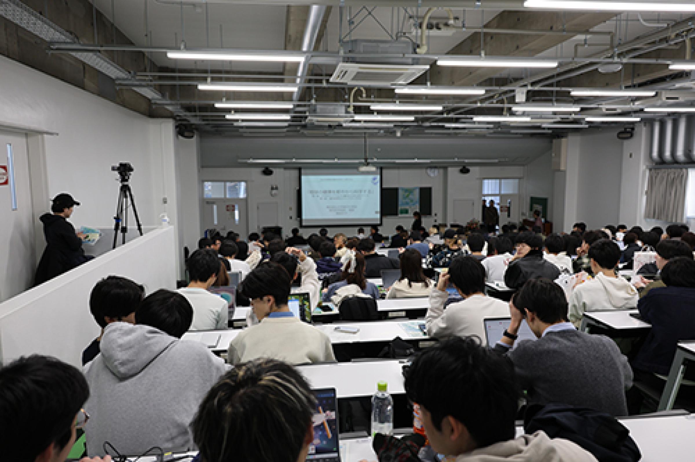 会場の様子