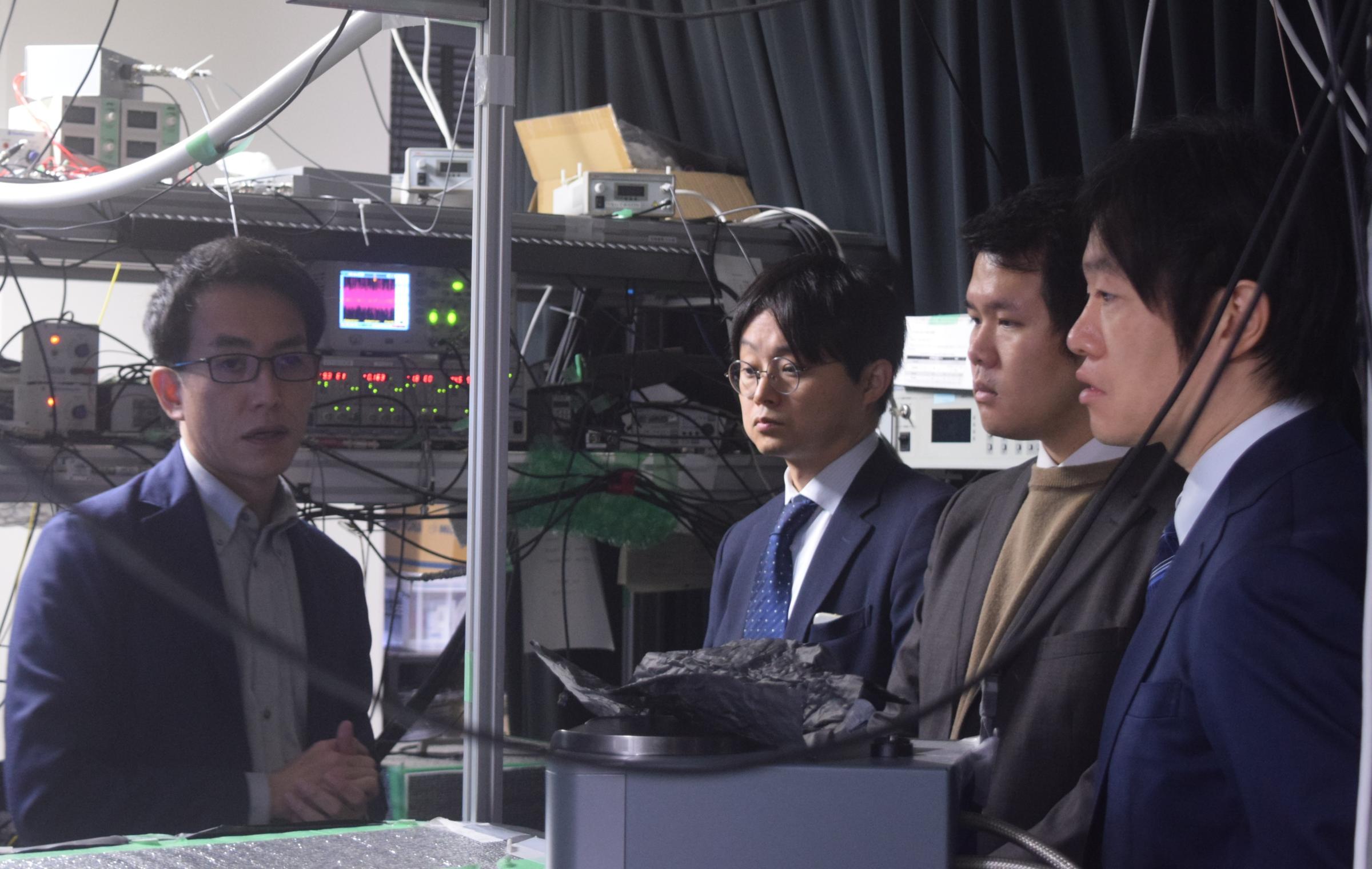 SQIE堀切ラボ長から量子インターネットの説明