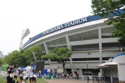 横浜スタジアム