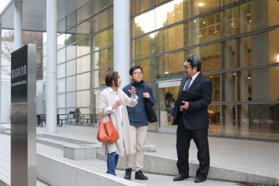 卒業生向けキャンパスツアーを実施しました 横浜国立大学 卒業生向けキャンパスツアーを実施しました 横浜国立大学