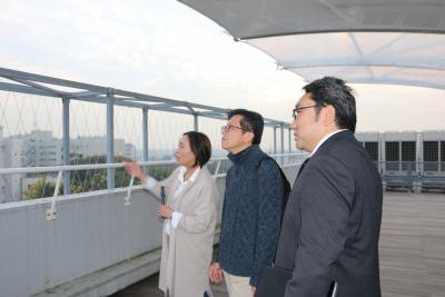 卒業生向けキャンパスツアーを実施しました 横浜国立大学 卒業生向けキャンパスツアーを実施しました 横浜国立大学
