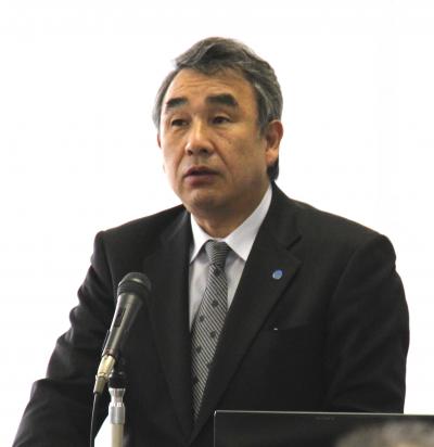 鈴木邦雄学長の挨拶
