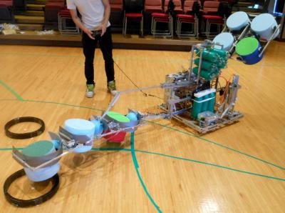 「Robo+ism」の手動ロボット