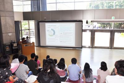 学生国際ボランティアによるYNU紹介プレゼン / YNU Presentation by Student International Volunteers