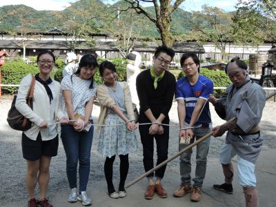 Oh no! Students were captured by the police officer in Edo period!?