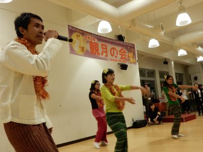 Students performing graceful Myanmar dance