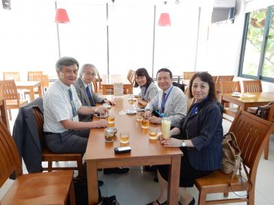 Meeting with the University of Economics and Business, VNU Hanoi. Rector & Vice Rector(YNU alumna)