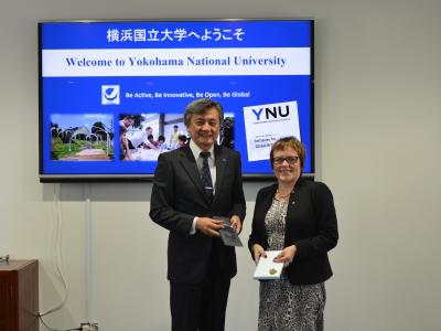 Deputy Mayor Kirsti Ylitalo-Katajisto (Right) and President Hasebe