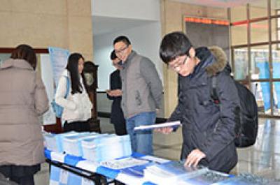 DUT students at the YNU’s entrance exam session