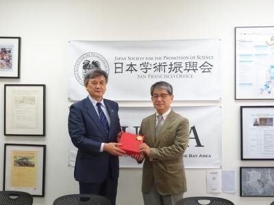 Left: President Hasebe Right: Director Izutsu