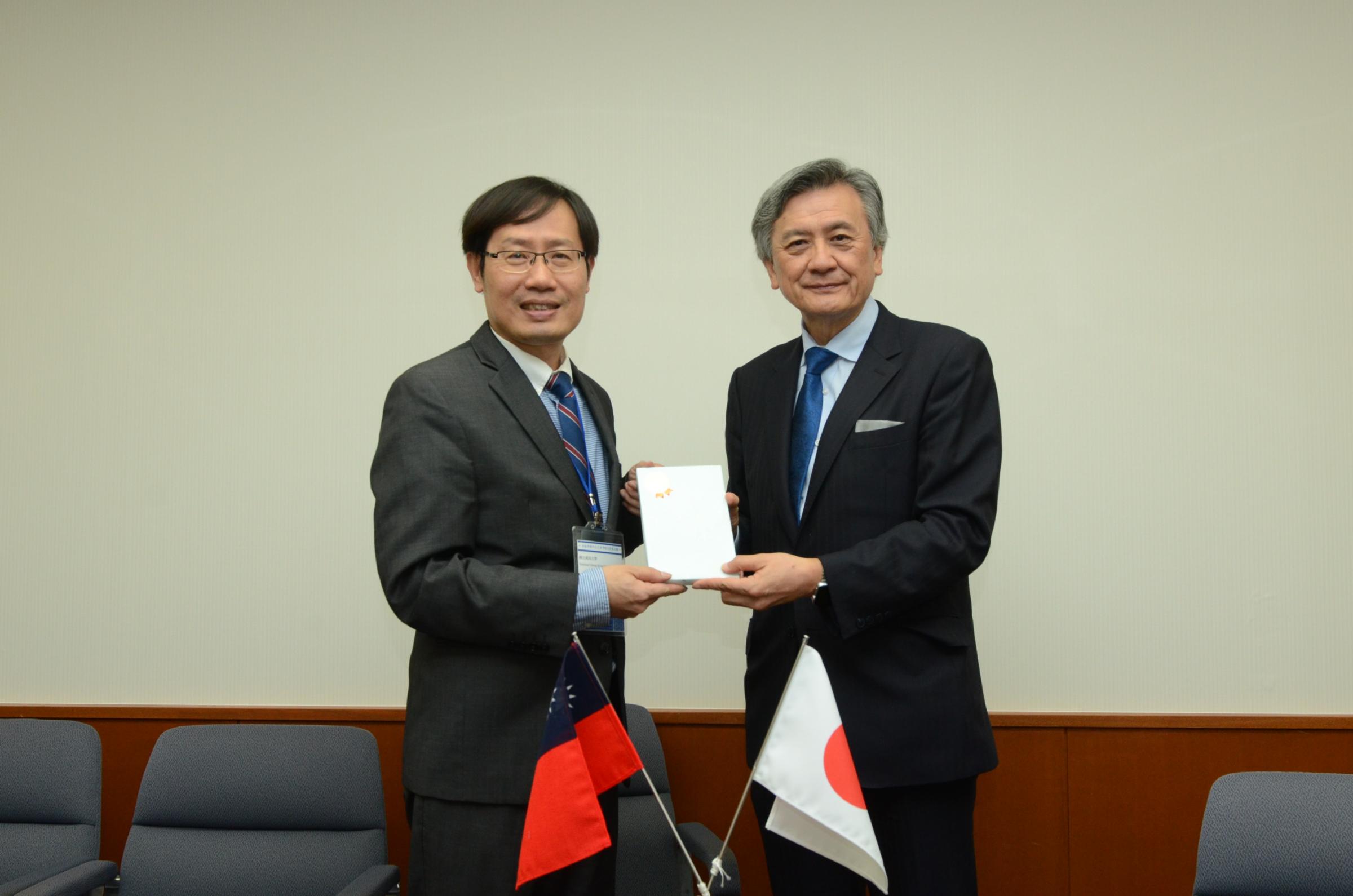 台湾より台湾南部 西部大学 学務担当副学長一団が表敬訪問 横浜国立大学 台湾より台湾南部 西部大学 学務担当副学長一団が表敬訪問 横浜国立大学