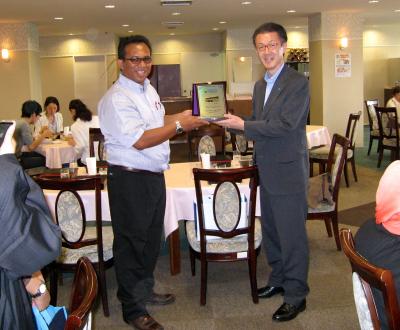 Dr.Zakaria with Head of International Studentt Center,Prof. Masayoshi Kobayashi