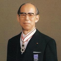中川 赳